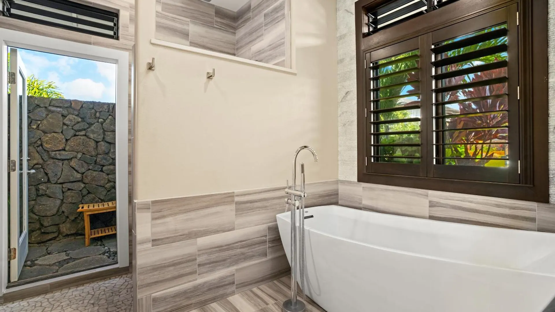 Luxury Poipu Estates Home W Private Pool- Alekona Kauai Koloa